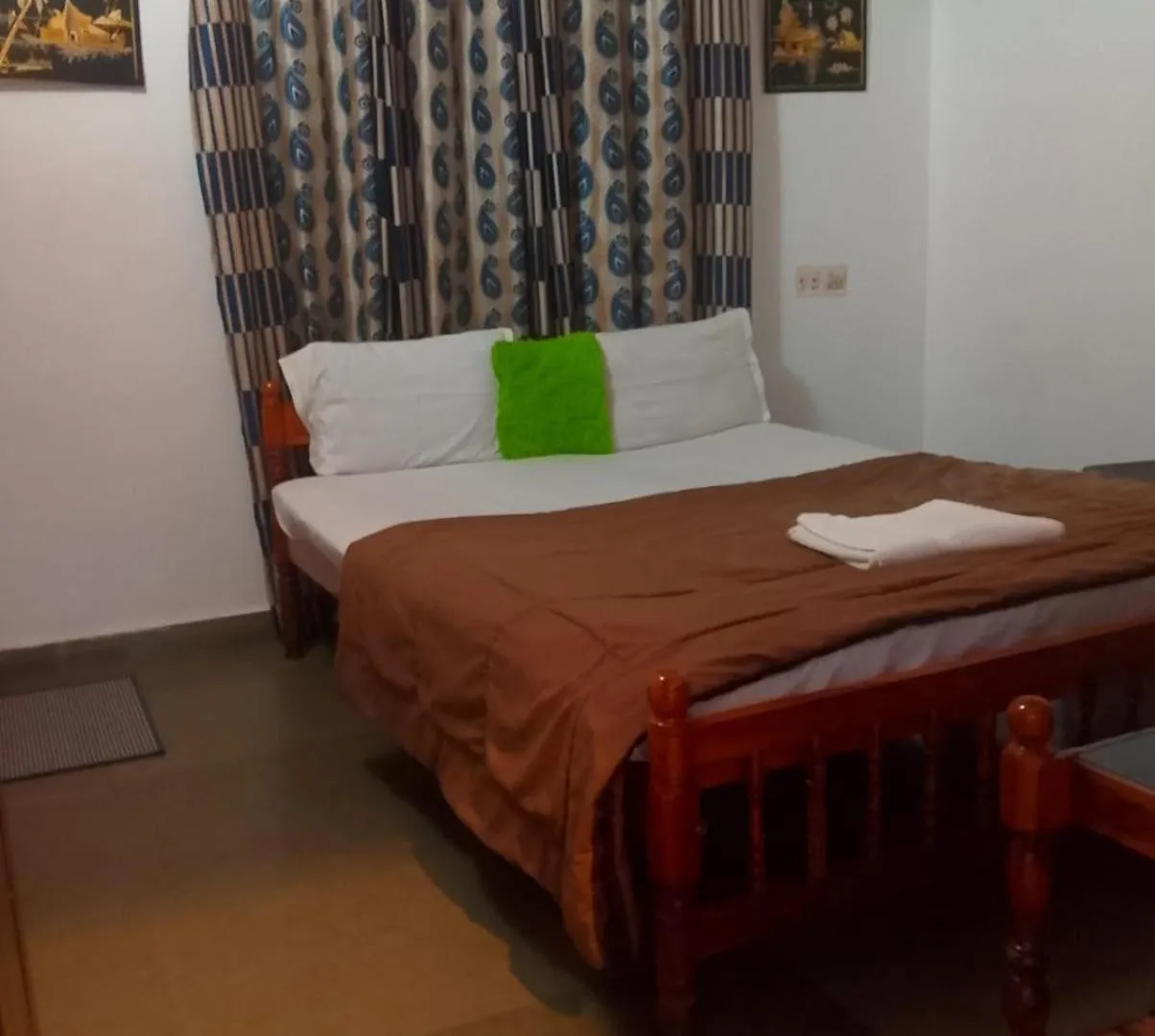ורקלה Swargam Pool Resort